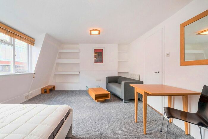 Studio To Rent In Cleveland Street, Fitzrovia, London, W1T