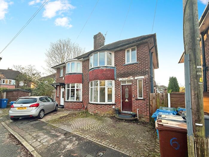 Semi Detached House To Rent In Conway Close, Whitefield, Manchester, Greater Manchester, M45