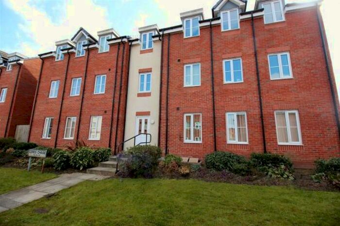 2 Bedroom Flat To Rent In Ceres Chase, Farnworth, BL4