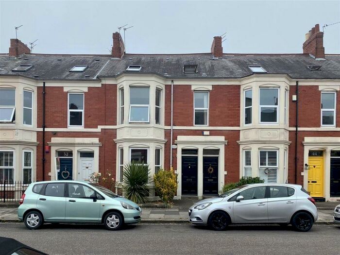 6 Bedroom House To Rent In Newlands Road, NE2