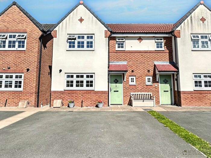 3 Bedroom Semi-Detached House For Sale In Thatch Court, Garstang, PR3
