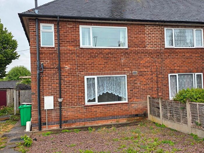 3 Bedroom Semi-Detached House To Rent In Honiton Road, Nottingham, NG8
