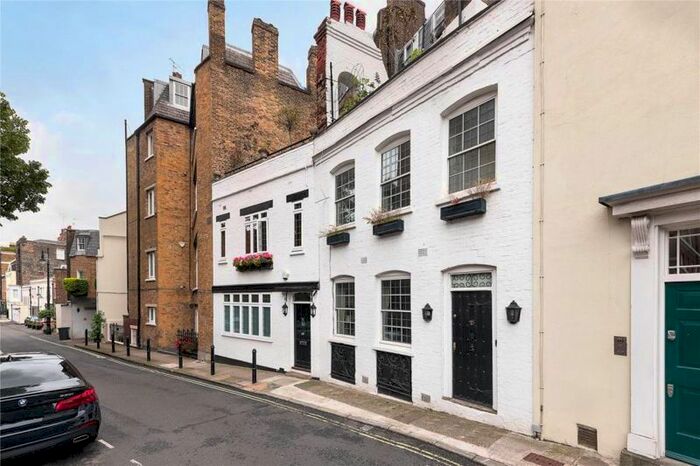 1 Bedroom Mews House To Rent In Hays Mews, London, W1J