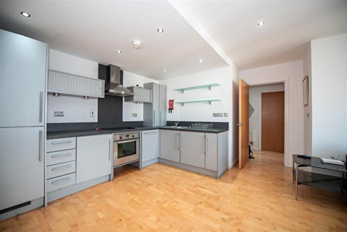 2 Bedroom Apartment To Rent In One Fletchergate, NG1