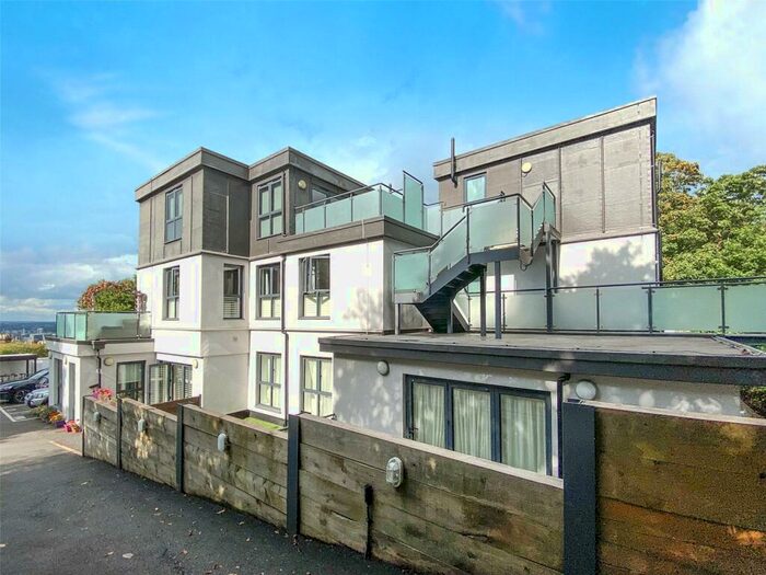 1 Bedroom Flat To Rent In Plum Lane, Shooters Hill, London, SE18