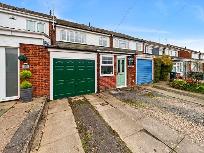 3 Bedroom Terraced House For Sale In Walton Close, Binley, Coventry, CV3