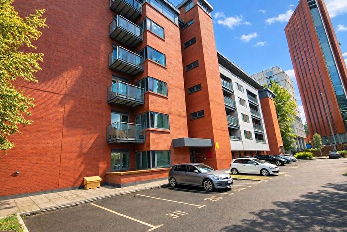 2 Bedroom Flat For Sale In Castlegate, Manchester, M15