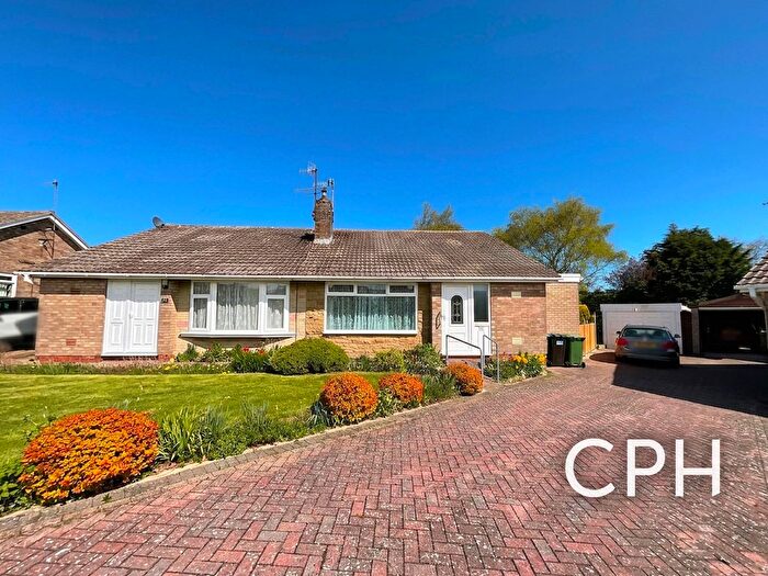3 Bedroom Semi-detached House For Sale In Bradworth Drive, Scarborough, YO11