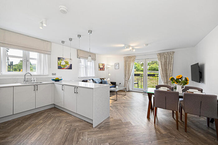 2 Bedroom Flat For Sale In Flat, Ramslack Street, Balerno, Edinburgh, EH14