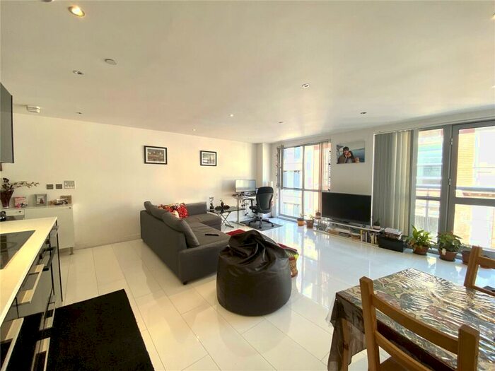 2 Bedroom Apartment To Rent In Marsh House, Bristol, BS1