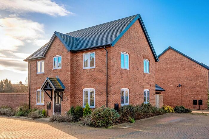 3 Bedroom Detached House For Sale In Hawkins Way, Newbold On Stour, Stratford-upon-Avon, CV37