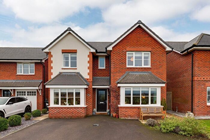 4 Bedroom Detached House For Sale In Strawberry Close, Farndon, CH3