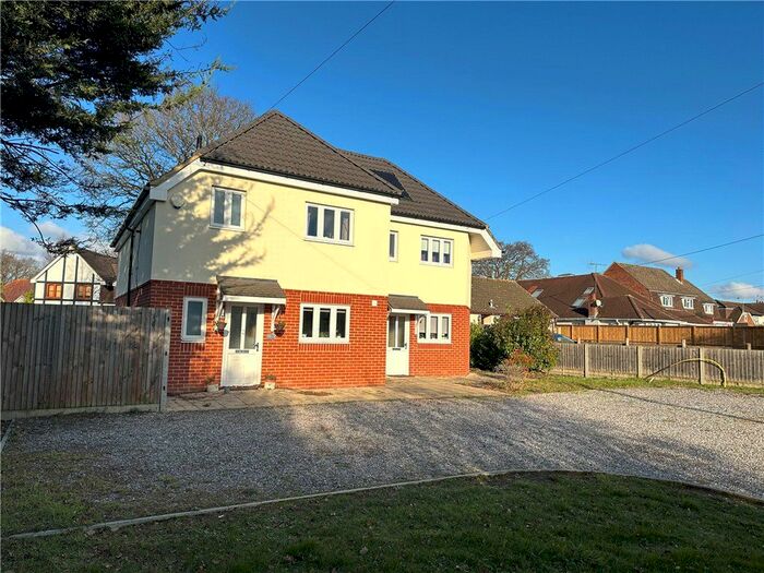 3 Bedroom Semi-Detached House To Rent In Kings Road, West End, Woking, Surrey, GU24