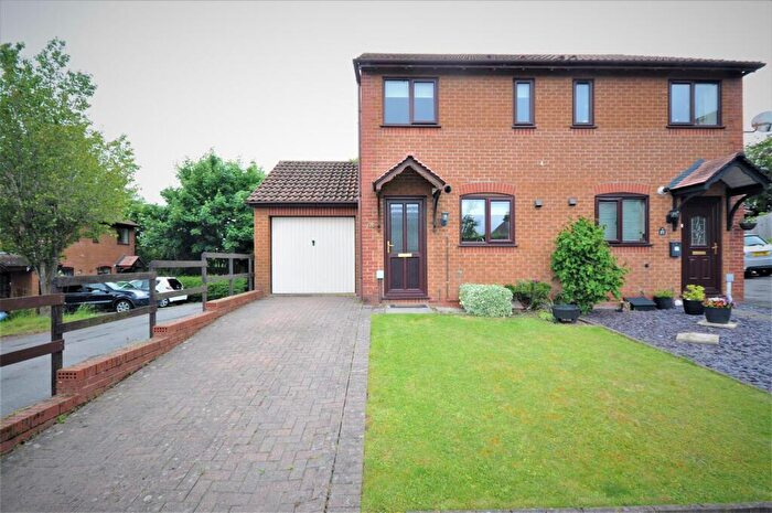 2 Bedroom Semi-Detached House To Rent In Kingsland Close, Stone, ST15