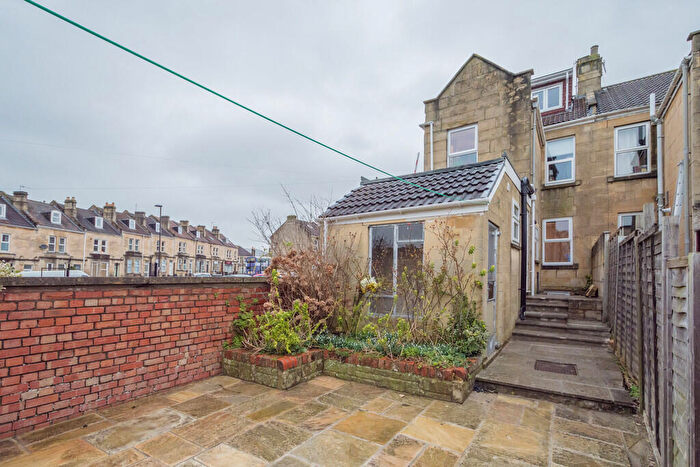 1 Bedroom Flat To Rent In Arlington Road, Bath, BA2