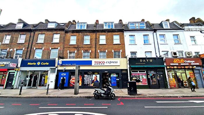 2 Bedroom Flat To Rent In - Seven Sisters Road, Finsbury Park, N4