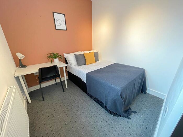3 Bedroom House To Rent In Romer Road, L6