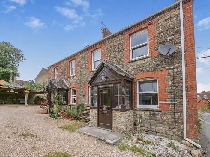 4 Bedroom Semi-Detached House For Sale In High Street, Templecombe - No Onward Chain, BA8