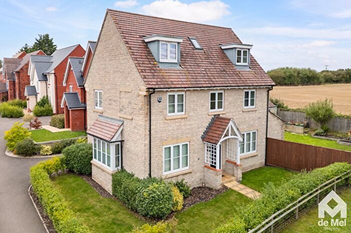 5 Bedroom Detached House For Sale In Hurricane Drive, Stoke Orchard, Cheltenham, GL52