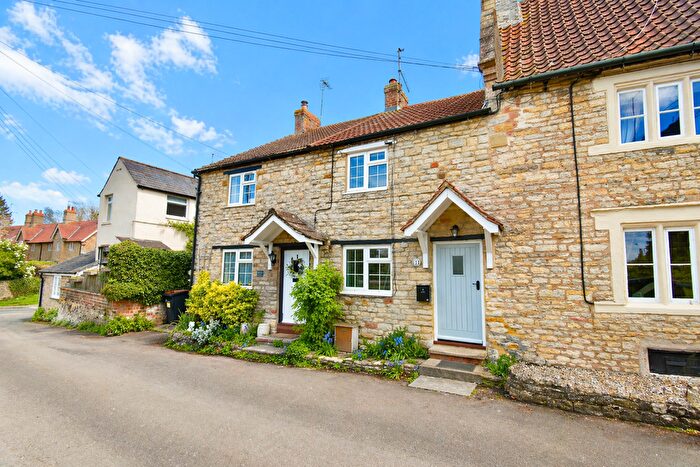 2 Bedroom Cottage For Sale In Wareing Lane, Northamptonshire, NN7