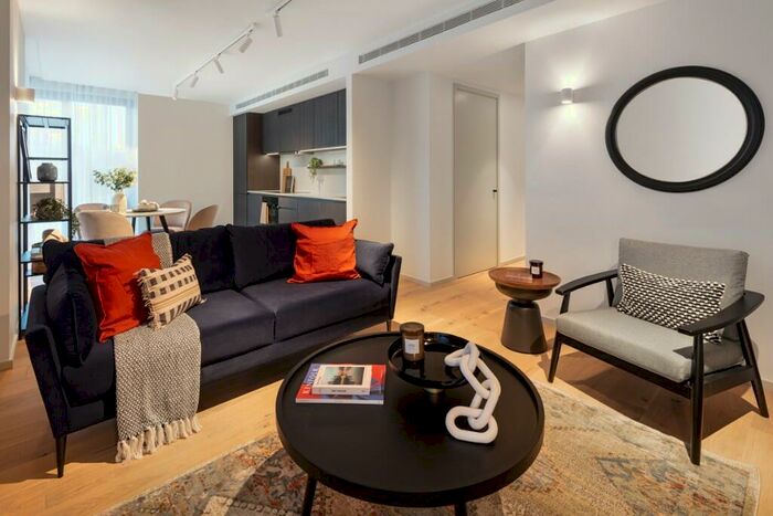 2 Bedroom Apartment To Rent In Author King's Cross, London, N1