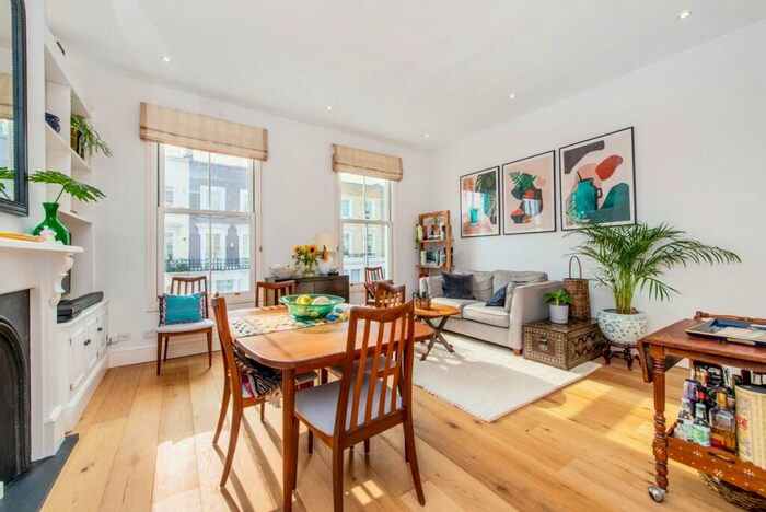 3 Bedroom Apartment To Rent In Edith Grove London, SW10