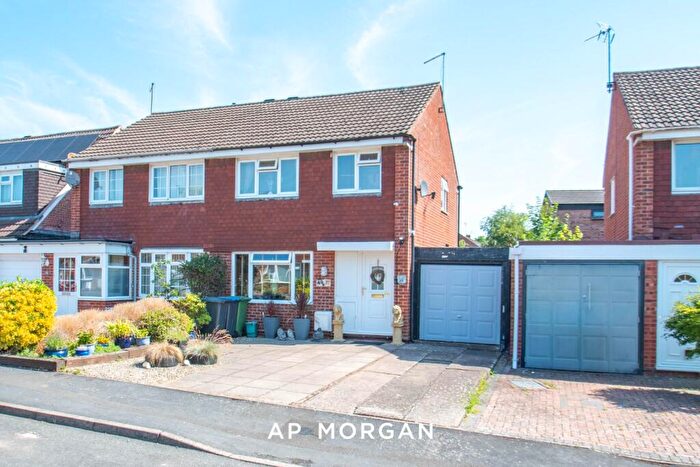 3 Bedroom Semi Detached House For Sale In Alne Bank Road, Alcester, Warwickshire, B49