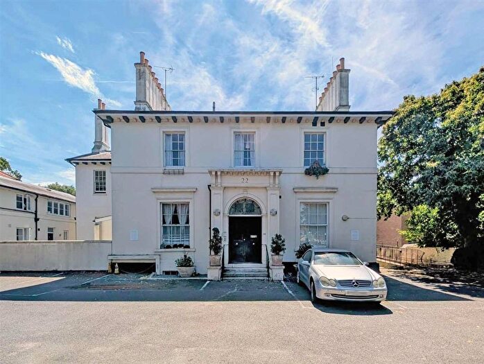 1 Bedroom Flat For Sale In Leigham Court Road, Streatham, SW16