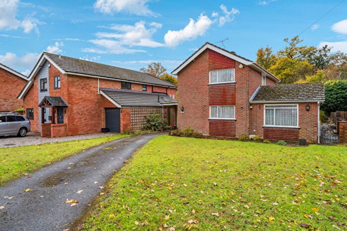 3 Bedroom Detached House For Sale In Windmill Wood, Amersham, HP6