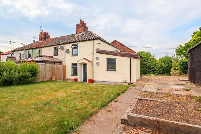 3 Bedroom End Of Terrace House To Rent In Stow Road, Wiggenhall St. Mary Magdalen, PE34