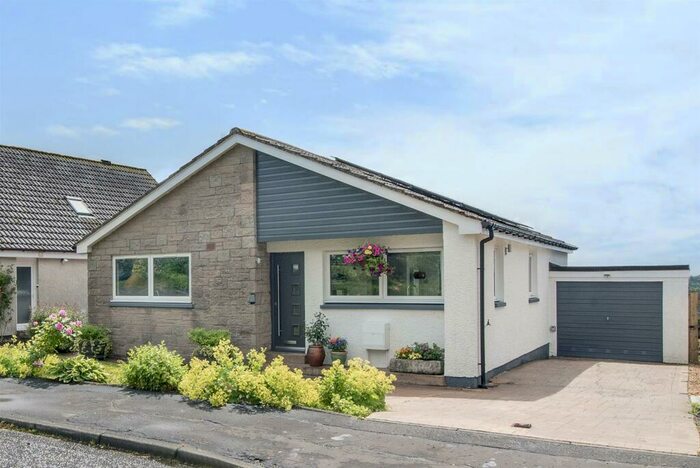 3 Bedroom Detached Bungalow To Rent In Innerdownie Place, Dollar, FK14