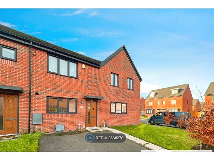 2 Bedroom Terraced House To Rent In Willow Tree Lane, Salford, M6