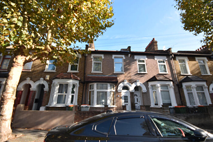 2 Bedroom Terraced House To Rent In Welbeck Road, London, E6