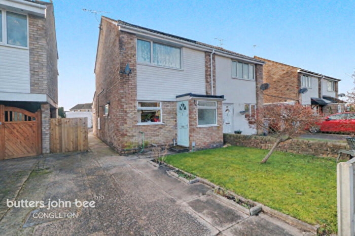 3 Bedroom Semi-Detached House For Sale In Hawthorne Close, Congleton, CW12