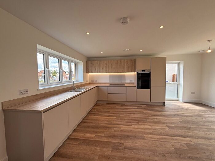 4 Bedroom Detached House For Sale In Ambrosden, OX25