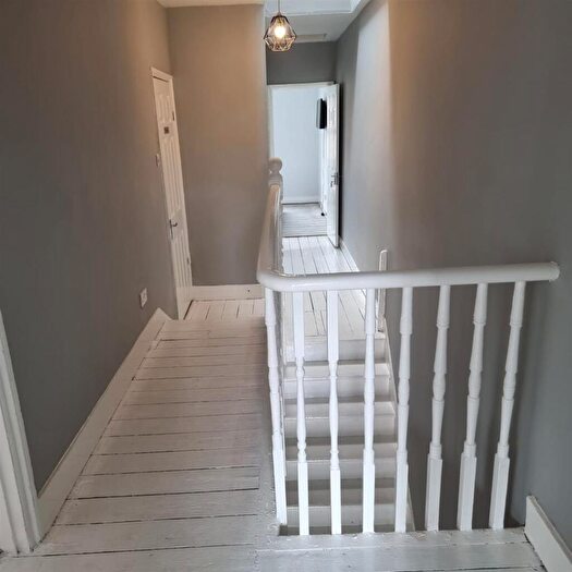 5 Bedroom Terraced House For Sale In Ambleside Road, London, NW10