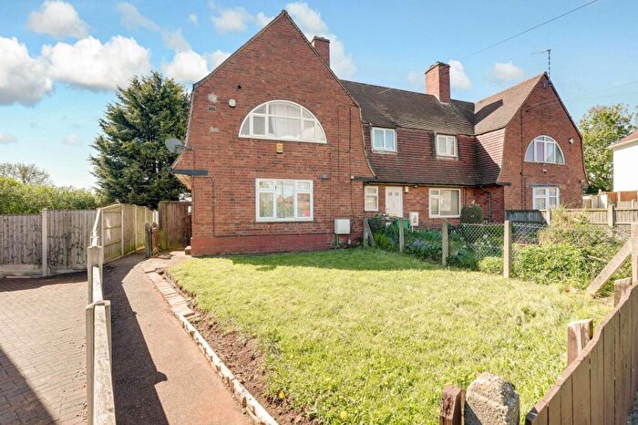 3 Bedroom End Of Terrace House For Sale In Welstead Avenue, Nottingham, NG8