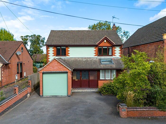 4 Bedroom Detached House For Sale In Church Lane, Whitwick, LE67
