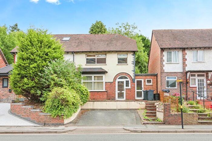 3 Bedroom Semi-Detached House For Sale In Victoria Road, Sutton Coldfield, B72