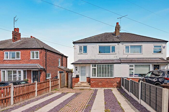 3 Bedroom Semi Detached House For Sale In Moorside Drive, Leeds, LS13