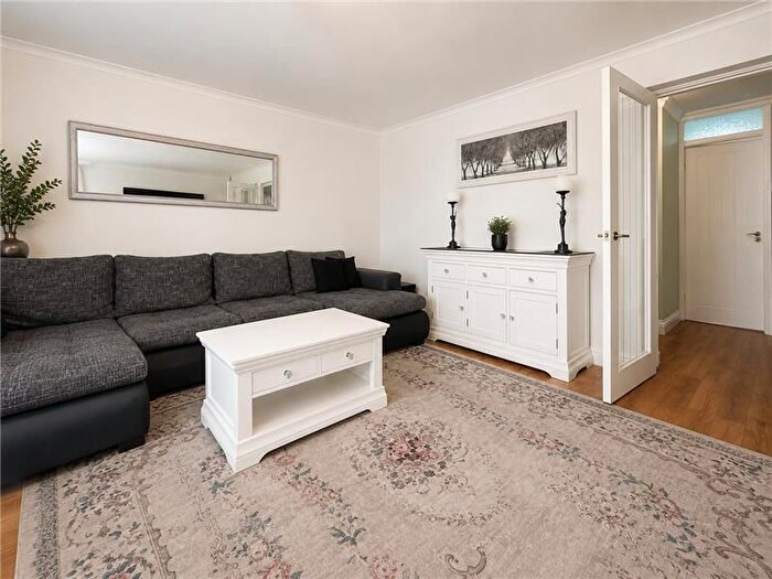 2 Bedroom Flat To Rent In Pitman Road, Cheltenham, GL51
