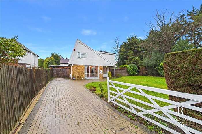 3 Bedroom Detached House For Sale In Park Hill Road, South Wallington, SM6