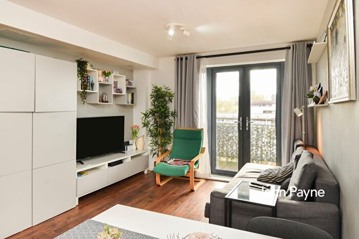 2 Bedroom Flat To Rent In Berber Parade, London, SE18