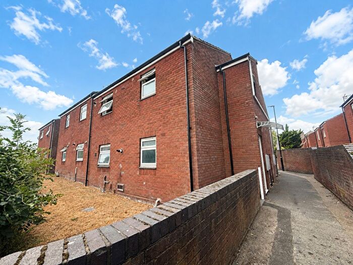 1 Bedroom Flat To Rent In Torcastle Close, Coventry, CV6