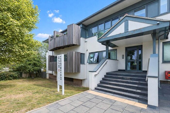 1 Bedroom Apartment For Sale In Horsham Gates Three, Horsham, RH13