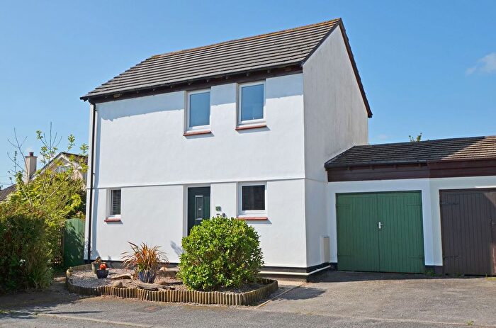 3 Bedroom Detached House For Sale In Crellow Fields, Stithians, TR3