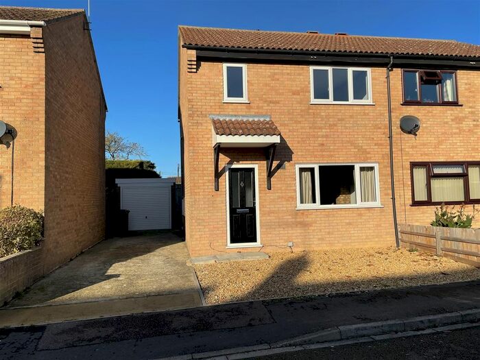 3 Bedroom Property To Rent In Snowberry Way, Soham, Soham CB7
