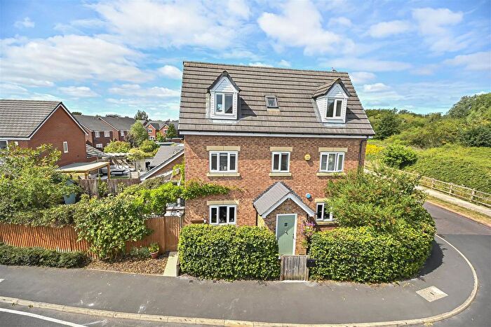 4 Bedroom Detached House For Sale In Meadow Beck, Leigh, WN7