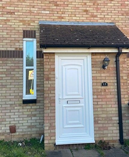 1 Bedroom Terraced House To Rent In Berrow Close, Luton, LU2