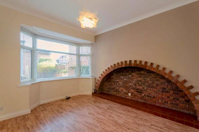 1 Bedroom Flat To Rent In Avenue Road, York YO30